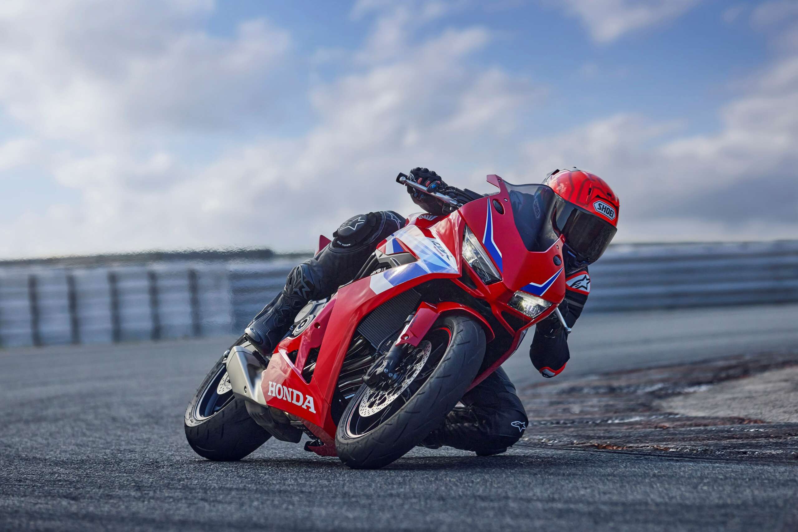 24YMHONDACBR650R